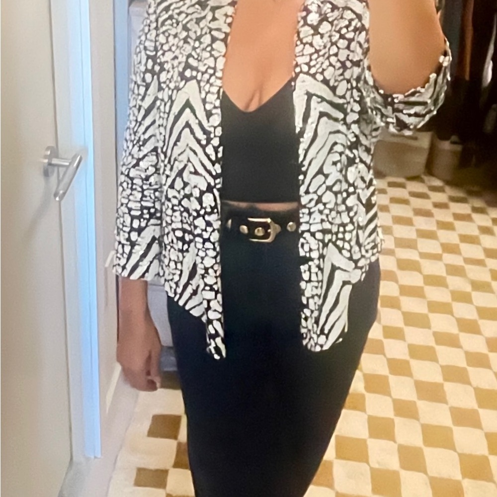 Chic Black Sequin Blazer